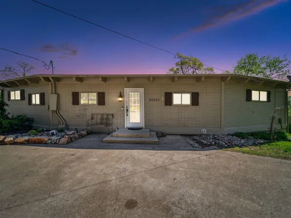 24280 S 610th Dr, Grove, OK 74344