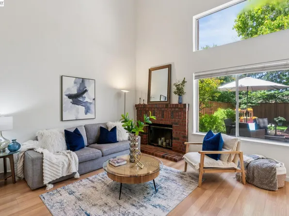 1307 Chateau Cmn, Livermore, CA 94550