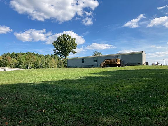 2nd image of 154 Cricklewood Ln