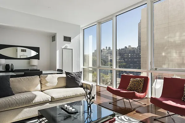 Rented by Compass | media 10