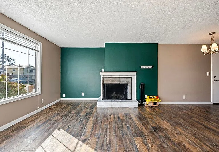 2577 Elysium Ave — Photo 8