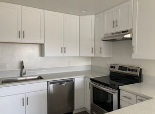 1431 Manhattan Beach Blvd #E1, Manhattan Beach, CA 90266