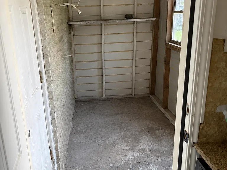 17011 Argyle Rd — Photo 22