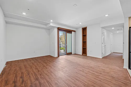 5240 Virginia Ave #325 Photo 1