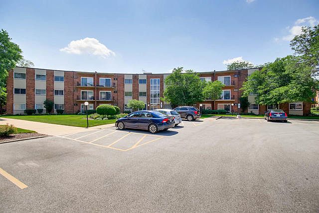1st image of 9717 S Keeler Ave APT 310