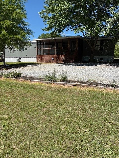 1st image of 18 Tarheel Ln
