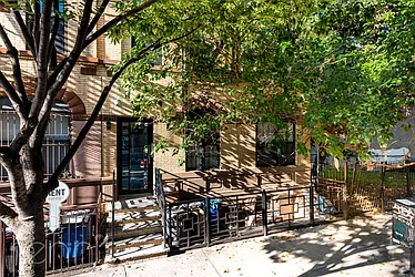 Rented by Rennit Inc.