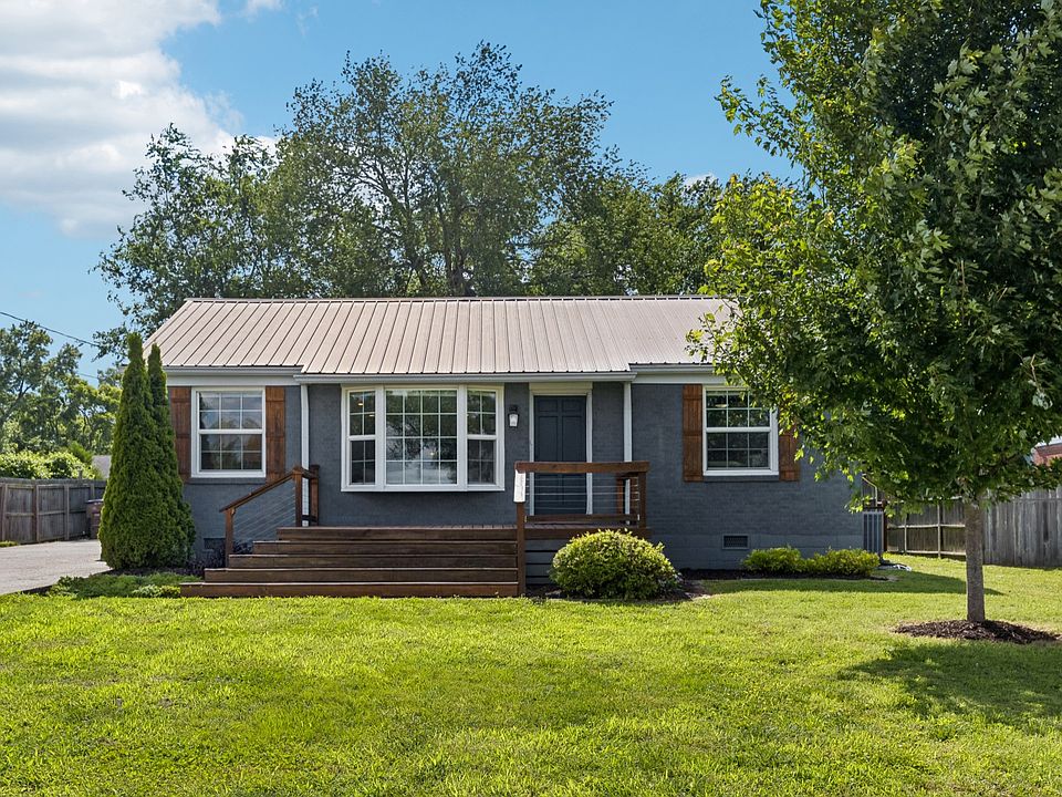 1st image of 3221 Holbrook Dr