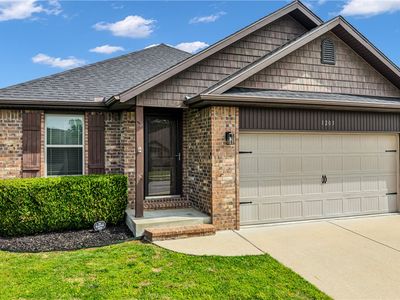 1203 W Cunningham Ave, Rogers, AR, 72758
