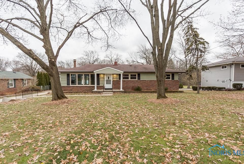 1st image of 615 Marilyn Dr