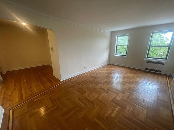 4th image of 17290 Highland Ave APT 4C