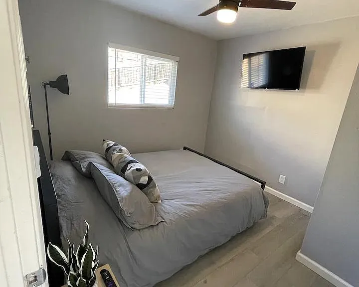 2605 Fenton Pl — Photo 13