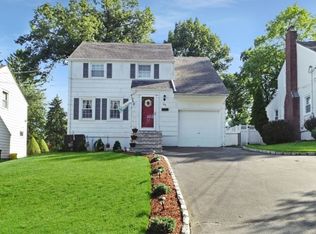 65 Brunswick Rd, Cedar Grove, NJ 07009