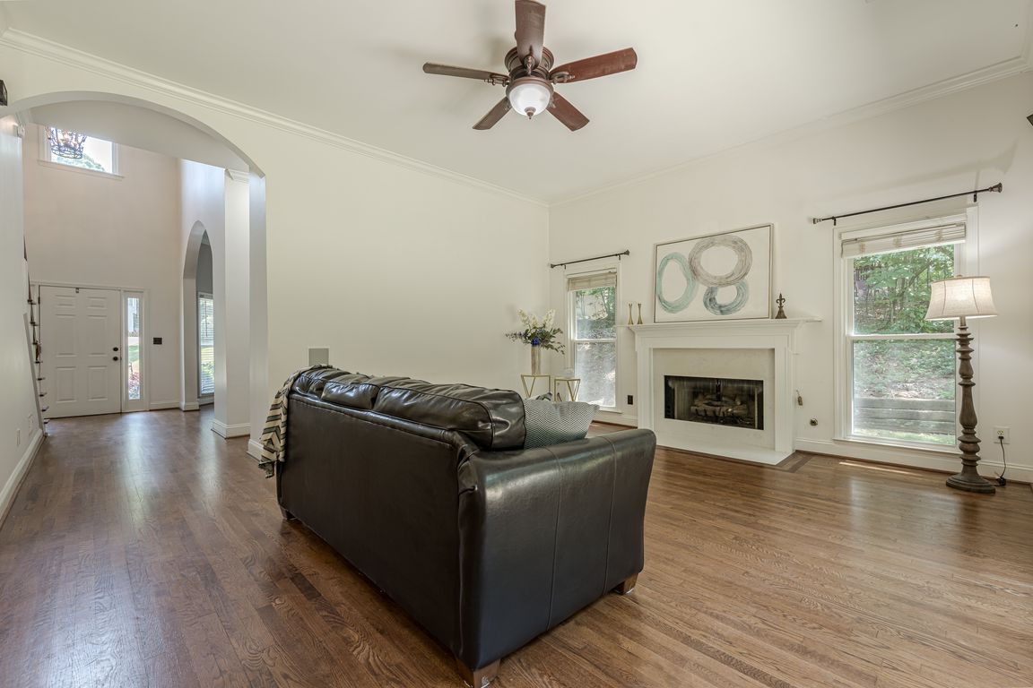 next background image