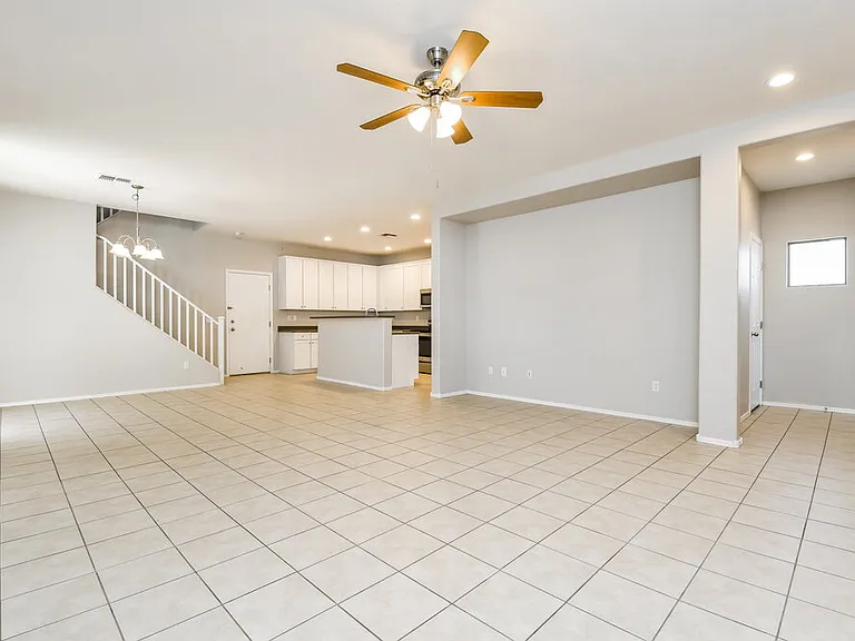 3829 E Kent Ave — Photo 4