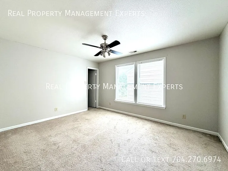 8609 Old Potters Rd — Photo 16