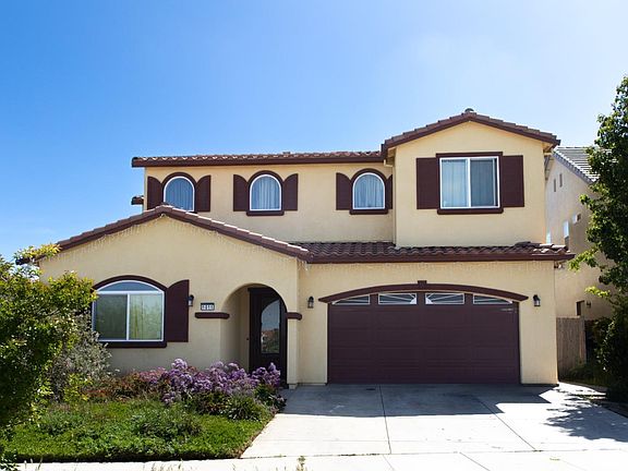 2nd image of 1011 El Cerro Dr
