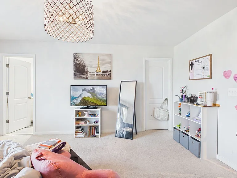 1405 Kerr Dr — Photo 23