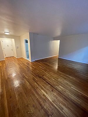 4th image of 143-45 Sanford Ave #305