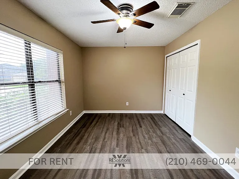 4535 Oakfield Way — Photo 21