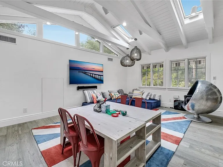 1145 Rancho Rd — Photo 35