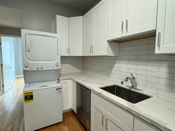 2571 Mission St #3B, San Francisco, CA 94110