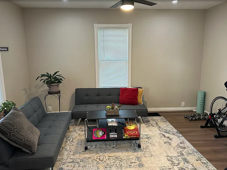 1483 Hopkins Ave — Photo 4