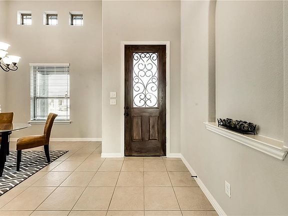 3rd image of 2171 Liriope Ln