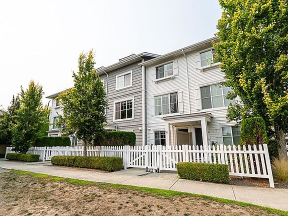2nd image of 16228 16th Ave #11