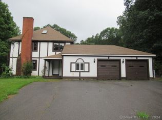 60 Mountain Rd, Colchester, CT 06415