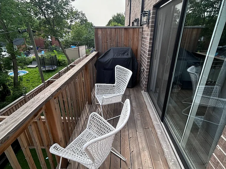 270 Melvin Ave #20 — Photo 9