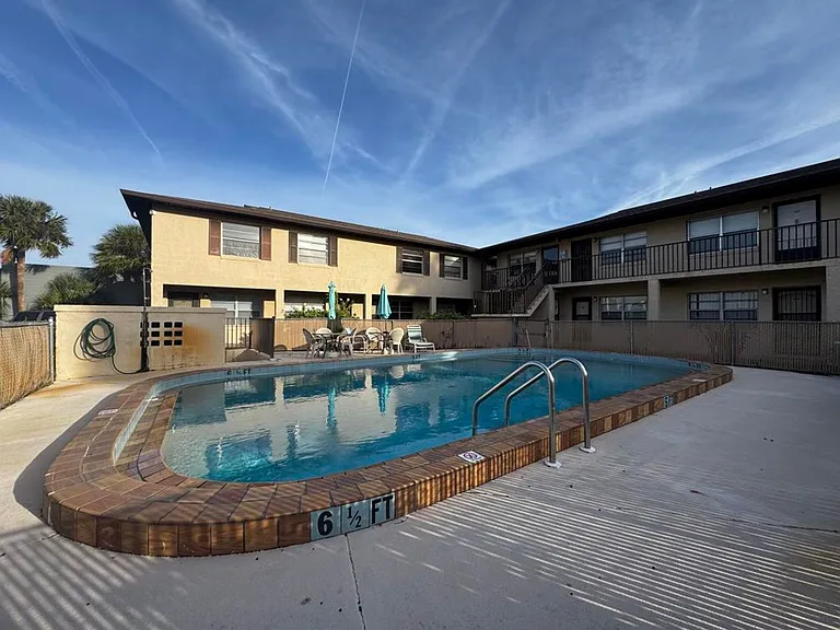 1351 S Ridgewood Ave #26 — Photo 5
