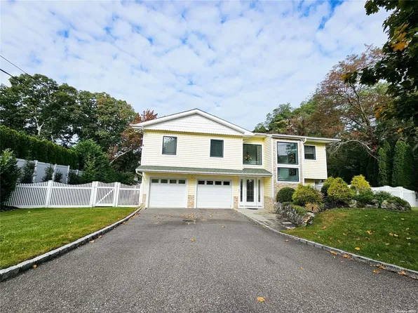 21 Bobcat Lane, East Setauket, NY 11733
