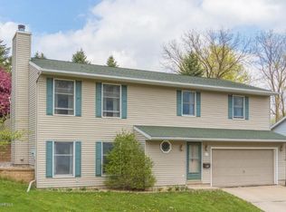 21 23rd St SW, Rochester, MN 55902