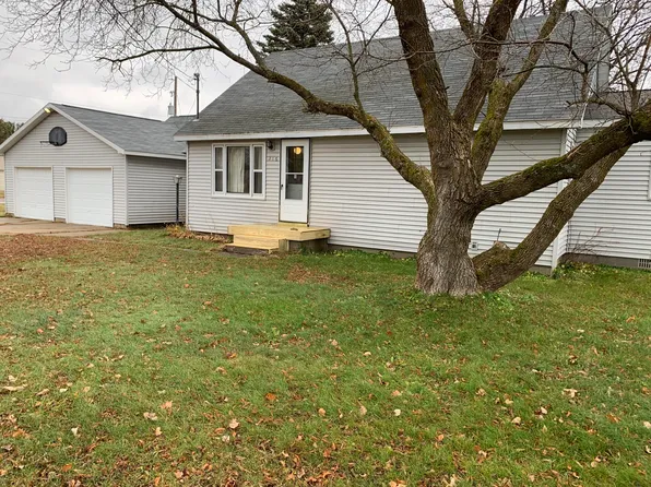 216 N Ohio Ave, Gaylord, MI 49735