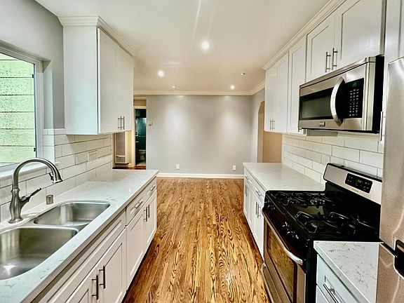 4th image of 335 San Antonio St