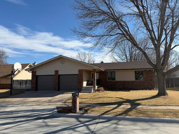 3177 Mimick Ln, Columbus, NE 68601