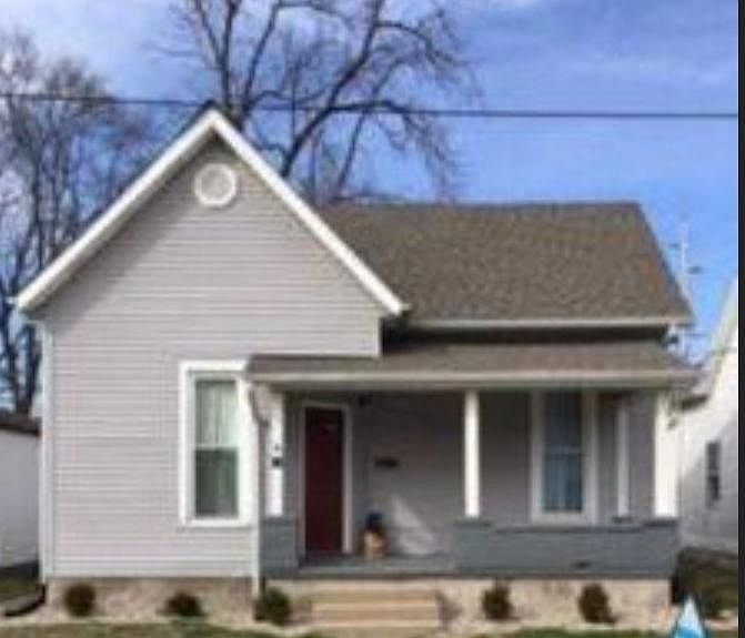 1st image of 40 McKenzie St