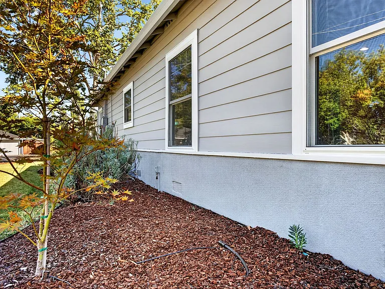 2907 Eccleston Ave — Photo 54