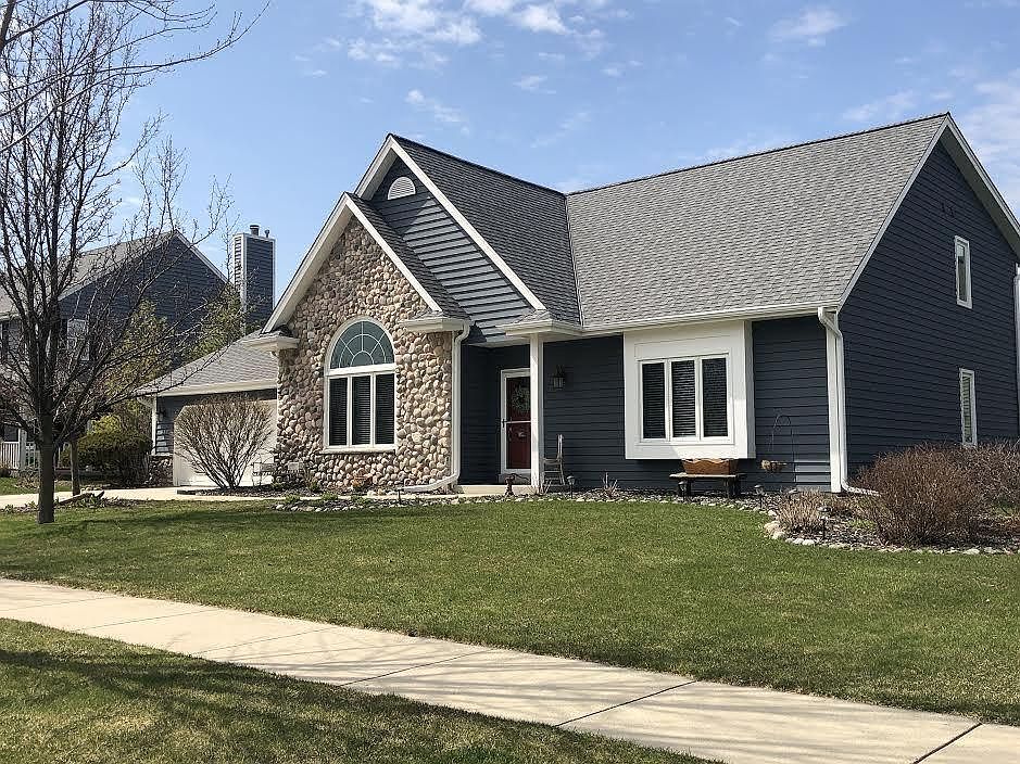 1st image of W73N411 Greystone Dr