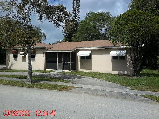 1st image of 2549 Taylor St #1