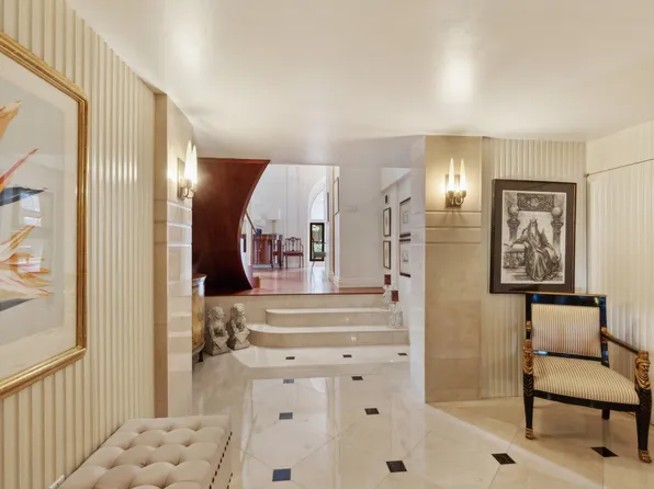 253 West 73rd Street image 2 of 19