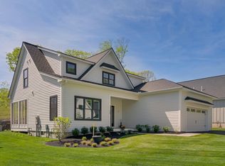15 Rockfall Way UNIT O8, York, ME 03909