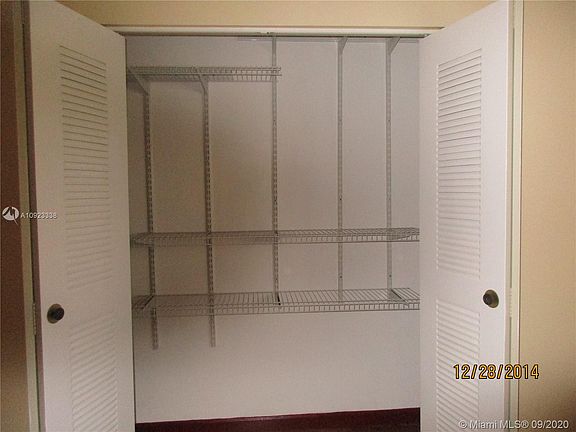 4th image of 9493 Palm Cir N #9493