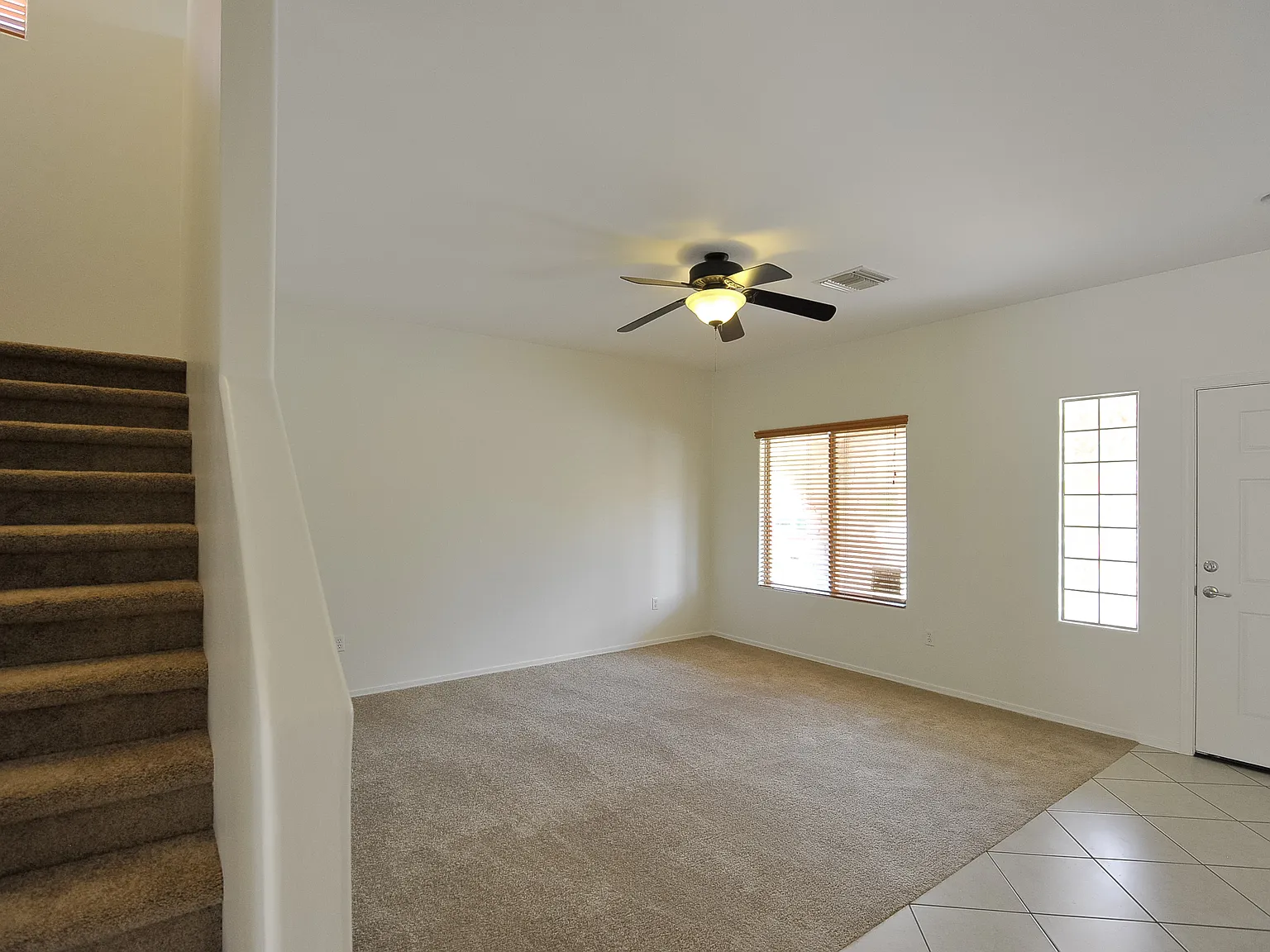 4 BR 2 1/2 BA - 2Story — Photo 2