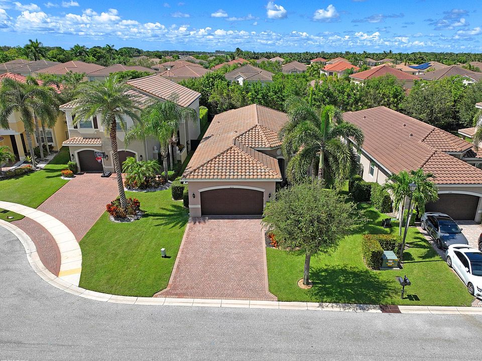 1st image of 8073 Pinnacle Pass Way