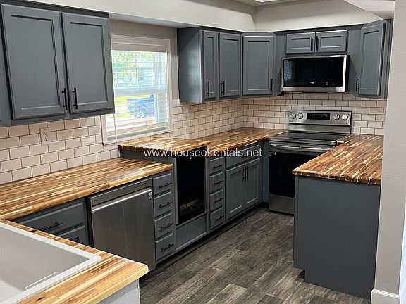 4th image of 511 N Maple St