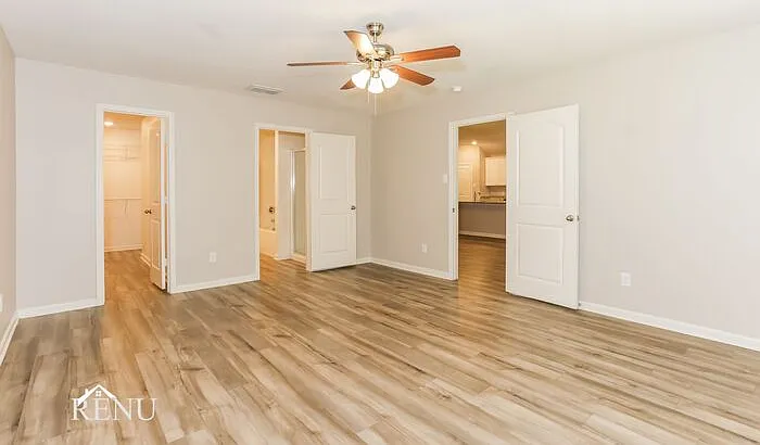 1927 Hialeah Dr — Photo 11
