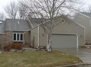 2609 S Ridgeview Way, Sioux Falls, SD 57105