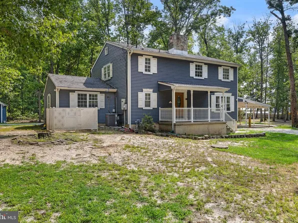 60 Trestle Ave, Hammonton, NJ 08037
